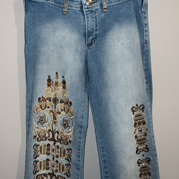 EMBROIDERED BOHO FLARES (28) - Picture 3 of 12